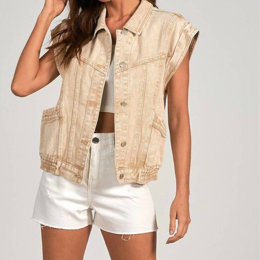 NWT Elan Joy Vest Tan Wash Button Down Denim with Pockets Sz Med